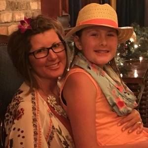 Meet your Posher, Christy